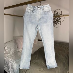 Velvet Heart Light Wash Straight Leg Jeans Size 28 Hight Waist